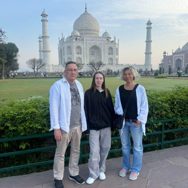 Same Day Taj Mahal Tour by Car from Jaipur